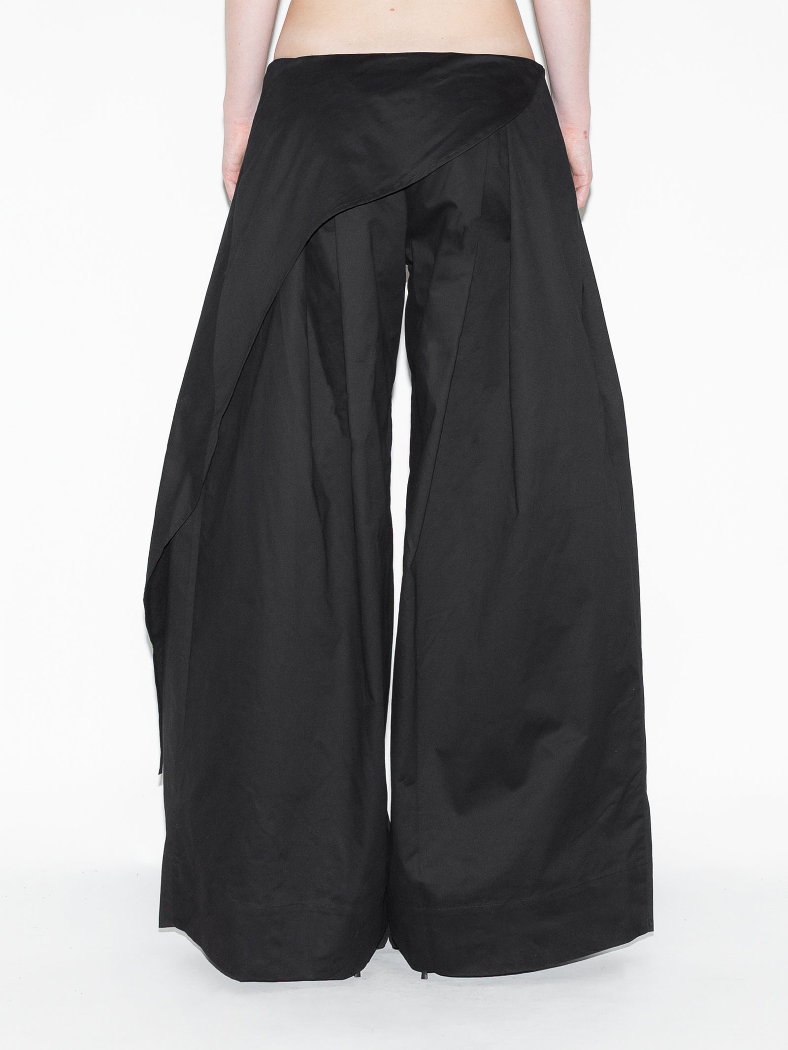 Bat Point Woven Pants