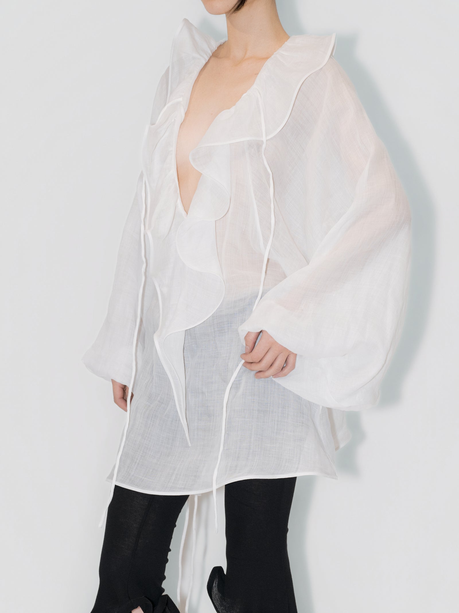 Vespertine Ruffle Blouse White